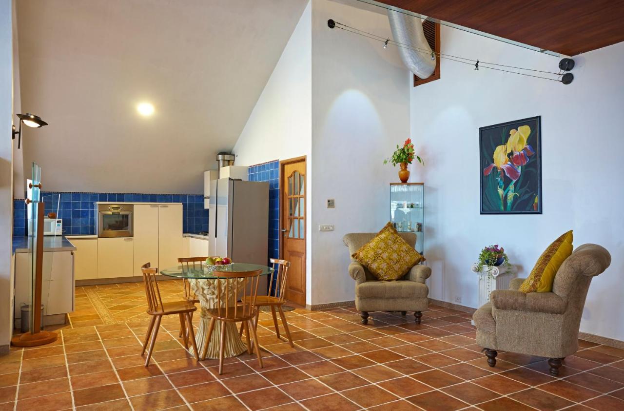 The Blue House Ecr Villa *